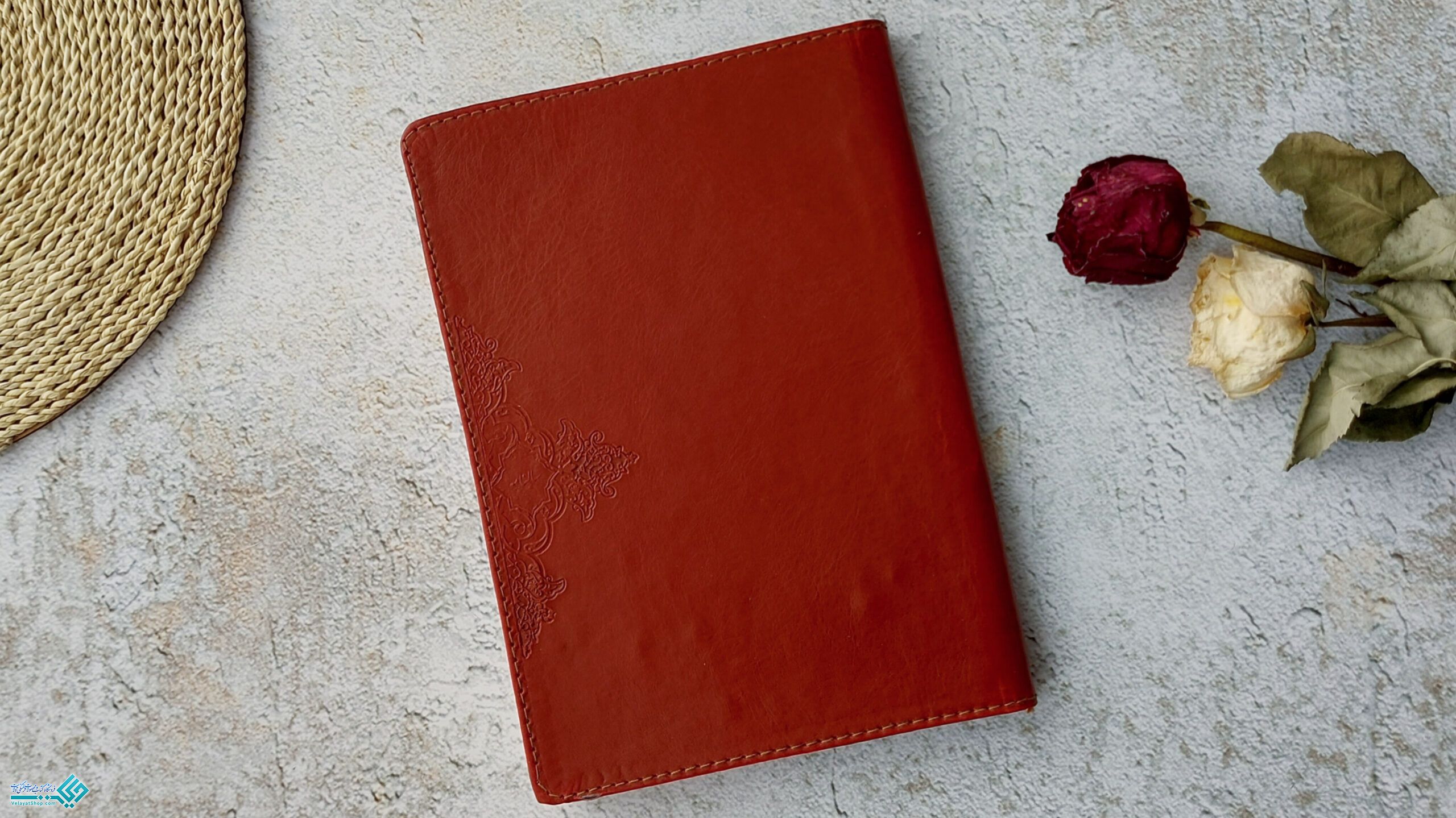 InShot_20230213_111547993 سررسید جلد چرم وزیری1402